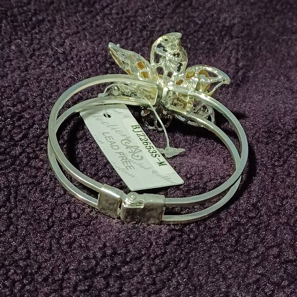 Silver-Toned Yellow Rhinestone Floral Cuff Bracelet - Picture 2 of 2